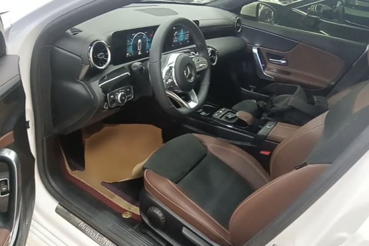 Used Mercedes-Benz A-Class 2019 A 180 L Sport Sedan Left Front Seat