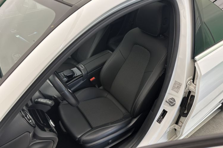 Used Mercedes-Benz A-Class 2019 A 200 Fashion Model Left Front Seat