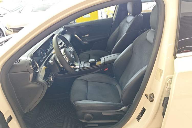 Used Mercedes-Benz A-Class 2019 A 180 L Sport Sedan Left Front Seat