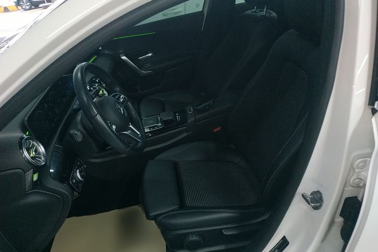 Used Mercedes-Benz A-Class 2019 A 200 Dynamic Edition Left Front Seat