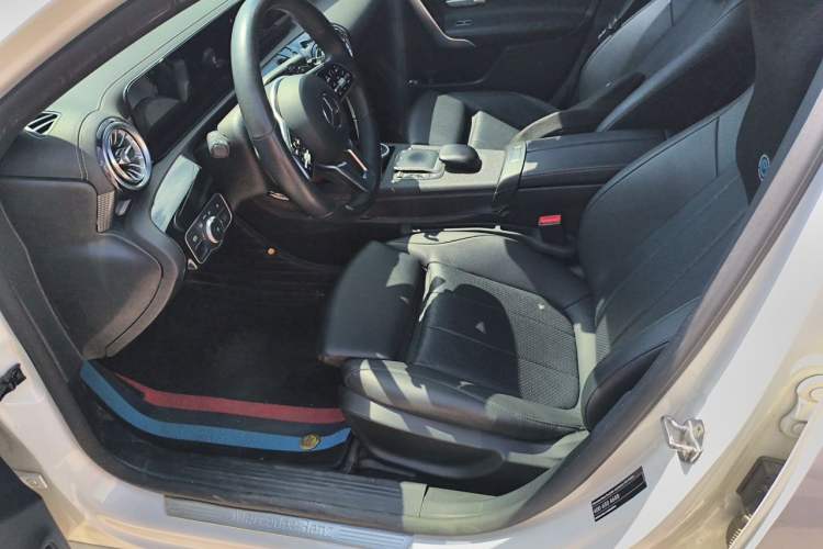Used Mercedes-Benz A-Class 2019 Revised A 200 L Left Front Seat