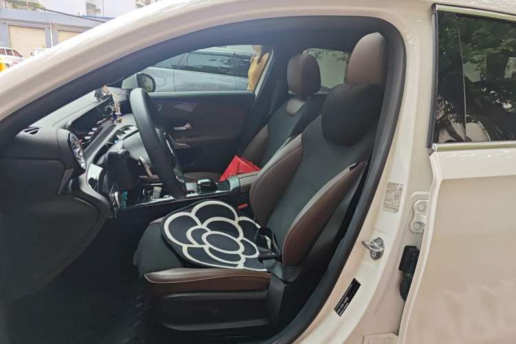 Used Mercedes-Benz A-Class 2019 A 200 L Sport Sedan Left Front Seat