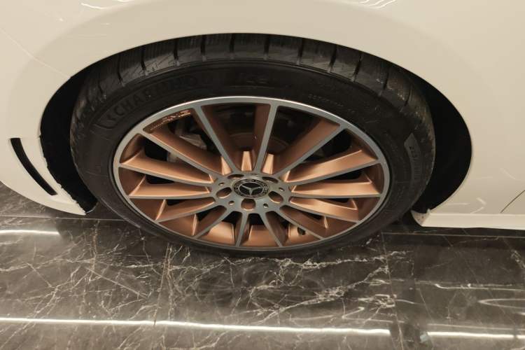 Used Mercedes-Benz A-Class 2019 A 200 L Sport Sedan First Edition Special Edition Left Front Wheel Hub