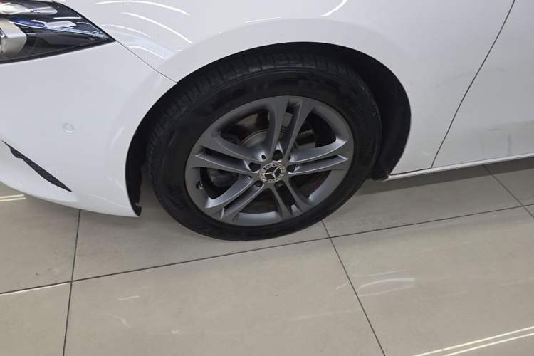 Used Mercedes-Benz A-Class 2019 A 200 L Left Front Wheel Hub