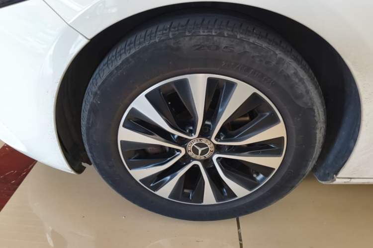 Used Mercedes-Benz A-Class 2019 Revised A 180 L Left Front Wheel Hub