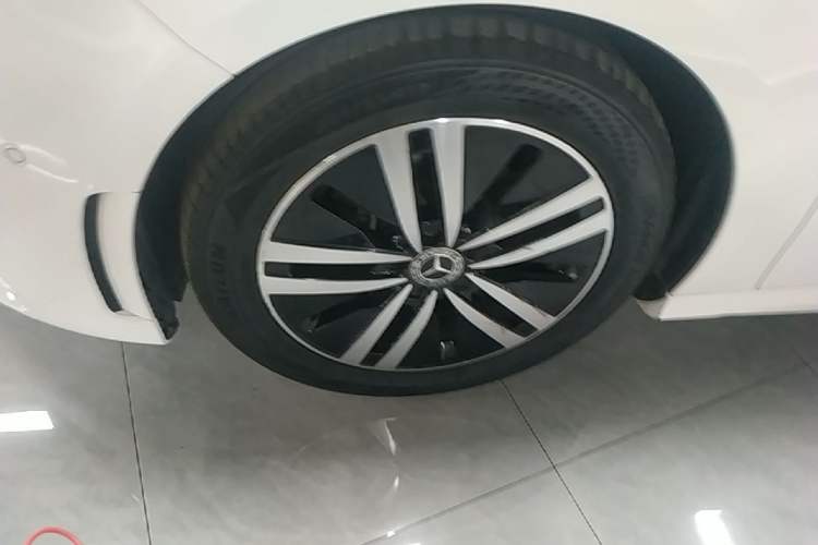Used Mercedes-Benz A-Class 2019 A 180 L Sport Sedan Left Front Wheel Hub