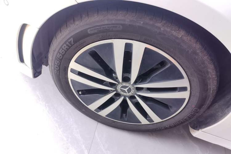 Used Mercedes-Benz A-Class 2019 A 180 L Sport Sedan Left Front Wheel Hub
