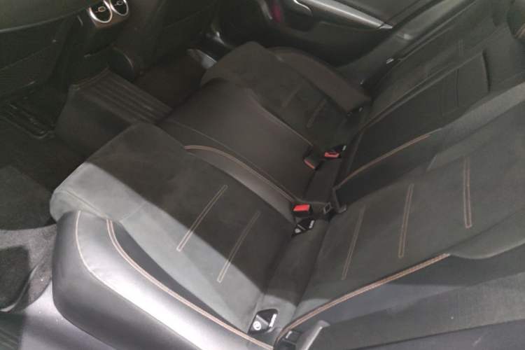 Used Mercedes-Benz A-Class 2019 A 200 L Sport Sedan First Edition Special Edition Left Rear Seat