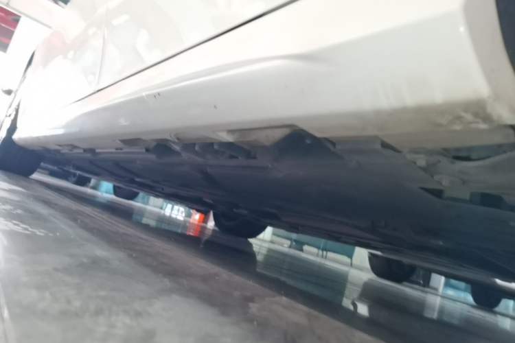 Used Mercedes-Benz A-Class 2019 A 180 L Sport Sedan Left Side Sill
