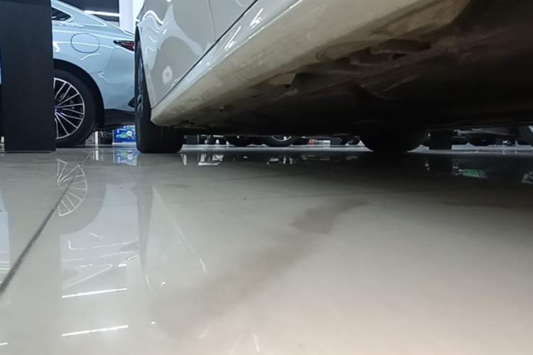 Used Mercedes-Benz A-Class 2019 A 180 L Sport Sedan Left Side Sill