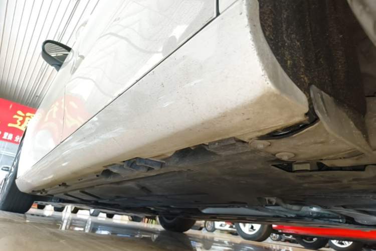 Used Mercedes-Benz A-Class 2019 Revised A 180 L Left Side Sill