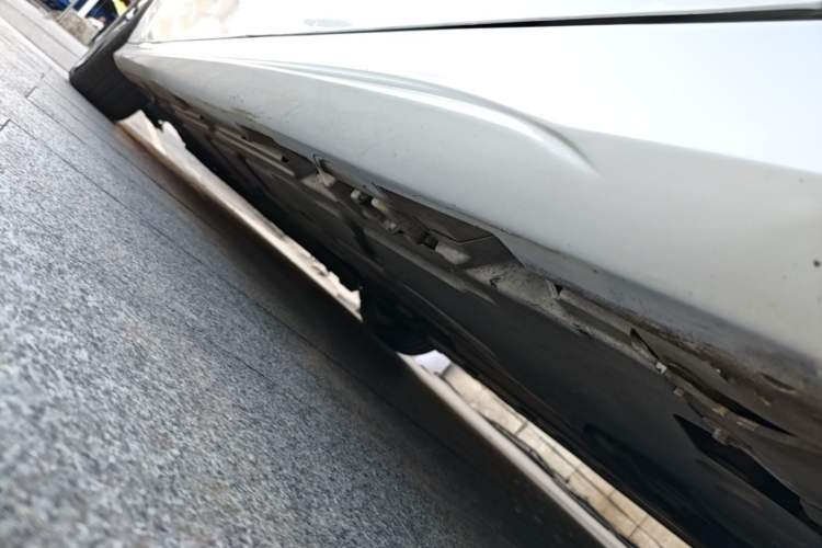 Used Mercedes-Benz A-Class 2019 A 180 L Sport Sedan Left Side Sill