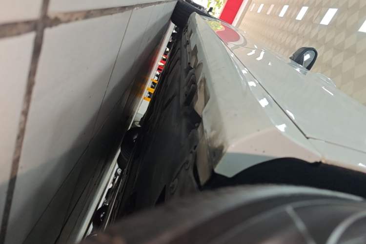 Used Mercedes-Benz A-Class 2019 A 200 L Sport Sedan Left Side Sill