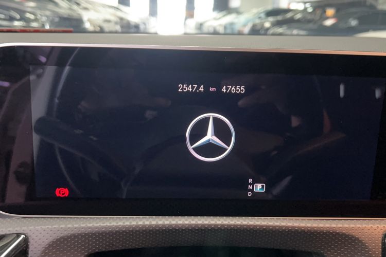 Used Mercedes-Benz A-Class 2019 A 200 Dynamic Edition Odometer Close Up