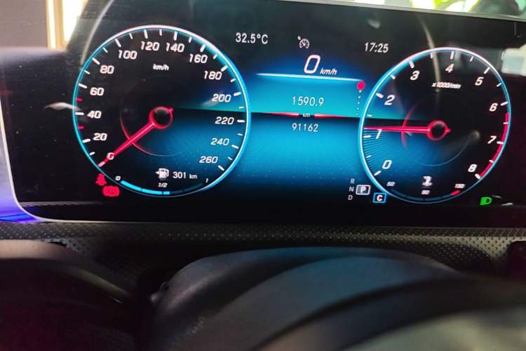 Used Mercedes-Benz A-Class 2019 A 200 L Sport Sedan First Edition Special Edition Odometer Close Up