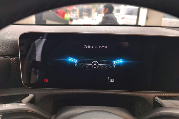 Used Mercedes-Benz A-Class 2019 A 200 Dynamic Edition Odometer Close Up