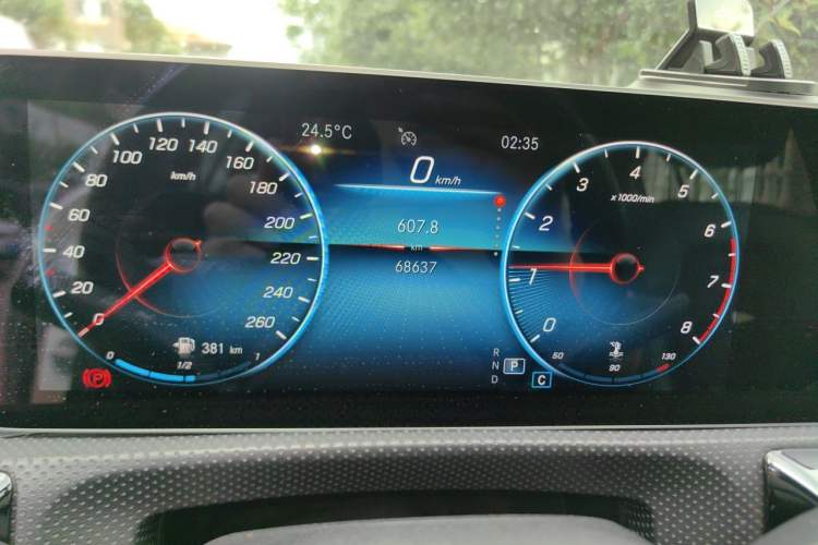 Used Mercedes-Benz A-Class 2019 A 200 Dynamic Edition Odometer Close Up