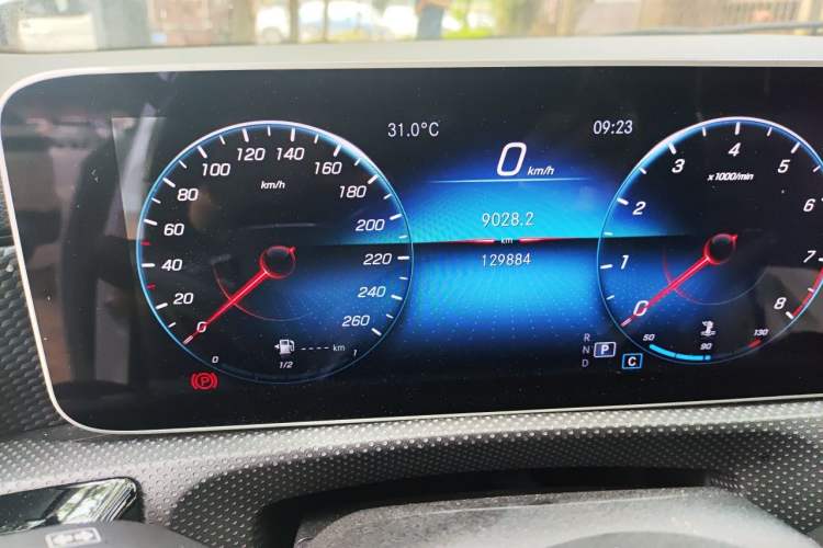 Used Mercedes-Benz A-Class 2019 A 200 Dynamic Edition Odometer Close Up