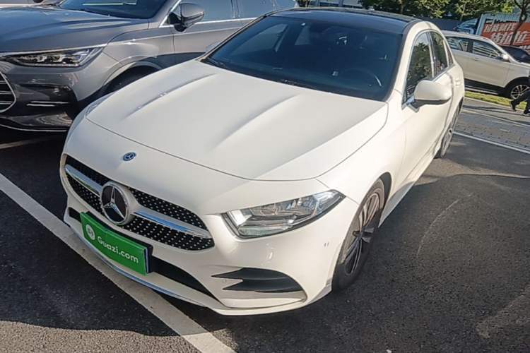 Used Mercedes-Benz A-Class 2019 A 180 L Sport Sedan Guazi used car, China used car export, Used car for sale, Used  cars, Cheapest cars for sale