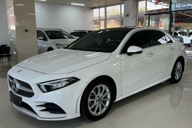 Used Mercedes-Benz A-Class 2019 Restyled A 200 L Sport Sedan Guazi used car, China used car export, Used car for sale, Used Mercedes-Benz cars, Cheapest cars for sale