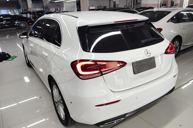 Used Mercedes-Benz A-Class 2019 A 200 Fashion Model Rear Left 45 Deg