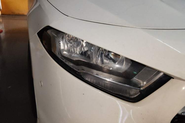 Used Mercedes-Benz A-Class 2019 A 180 L Sport Sedan Right Front Headlight