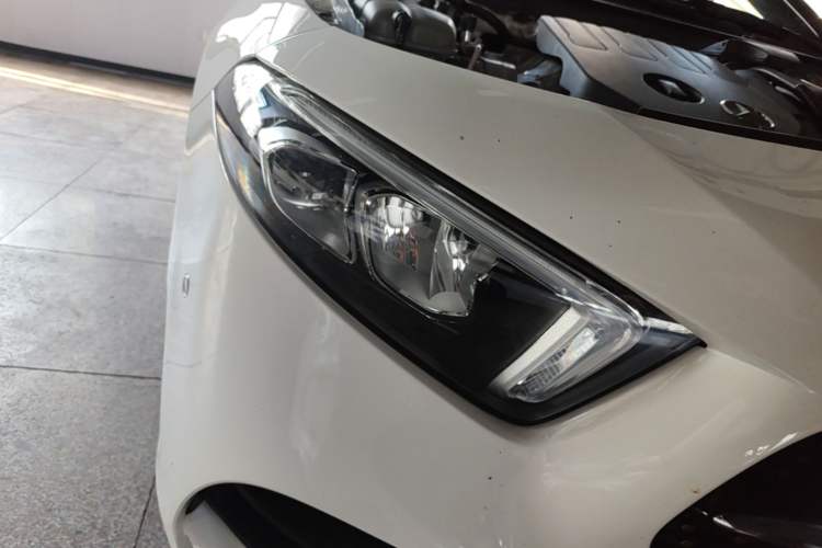 Used Mercedes-Benz A-Class 2019 A 200 L Sport Sedan First Edition Special Edition Right Front Headlight