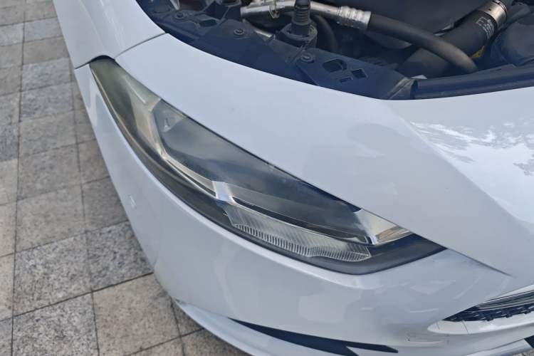 Used Mercedes-Benz A-Class 2019 Restyled A 180 L Sport Sedan Right Front Headlight