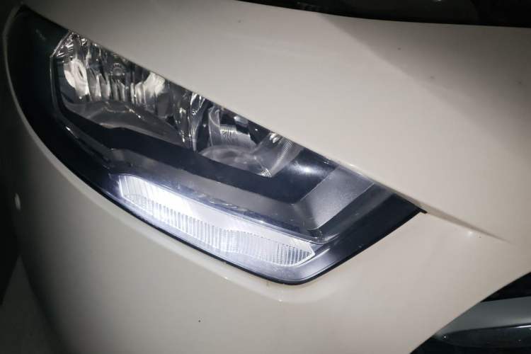 Used Mercedes-Benz A-Class 2019 A 180 L Sport Sedan Right Front Headlight