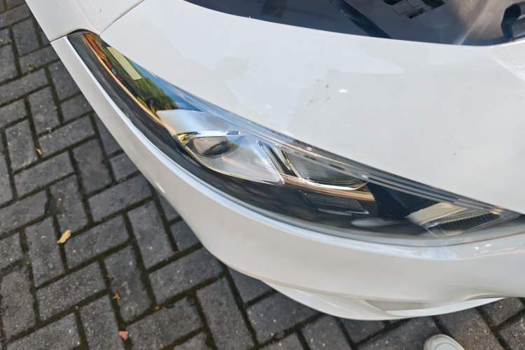 Used Mercedes-Benz A-Class 2019 A 200 Dynamic Edition Right Front Headlight