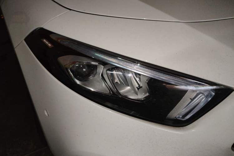 Used Mercedes-Benz A-Class 2019 A 200 L Right Front Headlight