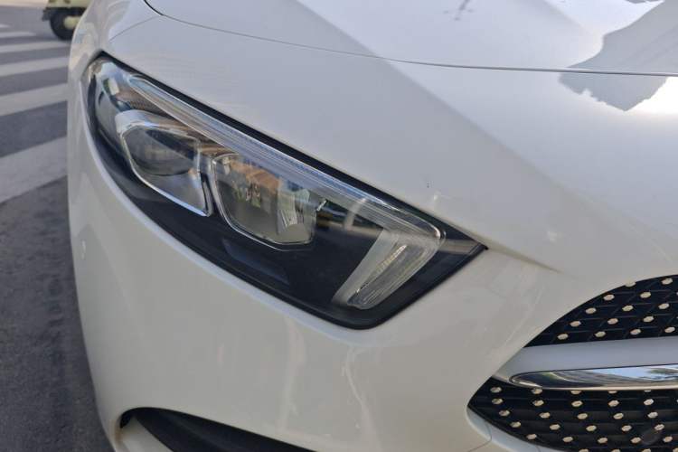 Used Mercedes-Benz A-Class 2019 A 200 L Sport Sedan Right Front Headlight