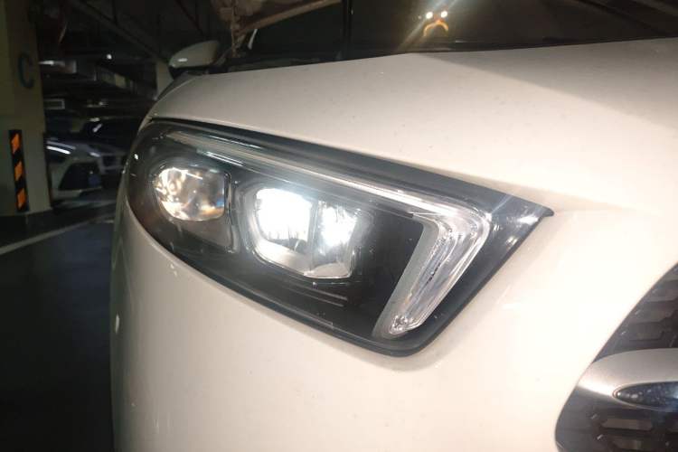 Used Mercedes-Benz A-Class 2019 Restyled A 200 L Sport Sedan Right Front Headlight