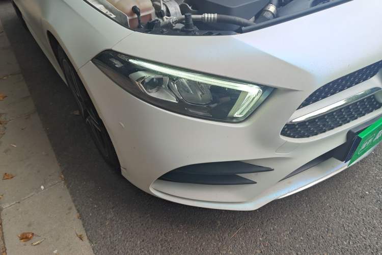 Used Mercedes-Benz A-Class 2019 A 200 L Sport Sedan Right Front Headlight