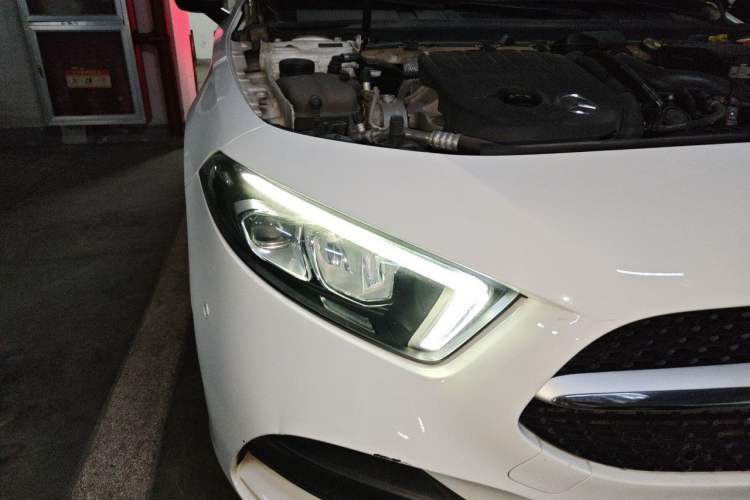 Used Mercedes-Benz A-Class 2019 Restyled A 200 L Sport Sedan Right Front Headlight