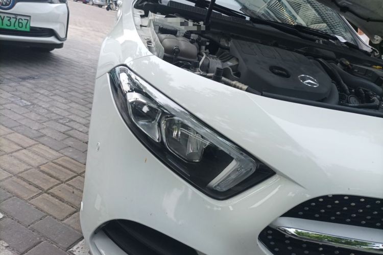 Used Mercedes-Benz A-Class 2019 A 200 L Sport Sedan Right Front Headlight