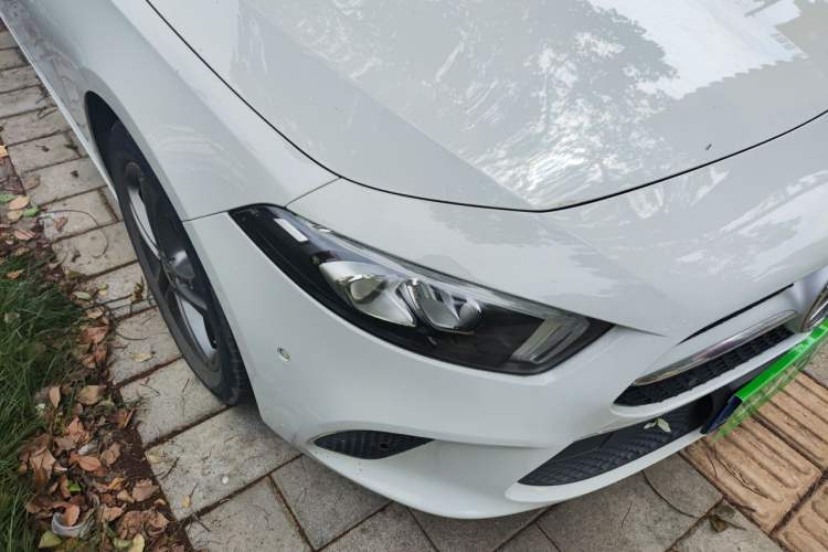 Used Mercedes-Benz A-Class 2019 A 200 Dynamic Edition Right Front Headlight