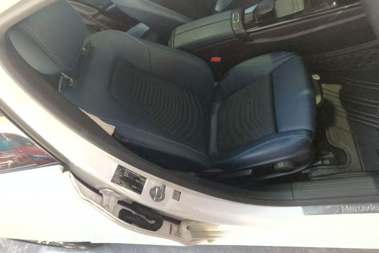 Used Mercedes-Benz A-Class 2019 A 180 L Right Front Seat