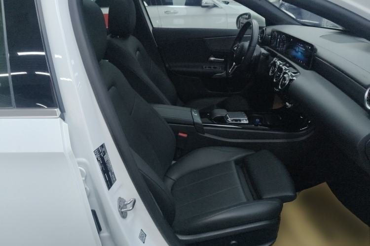 Used Mercedes-Benz A-Class 2019 A 200 L Right Front Seat