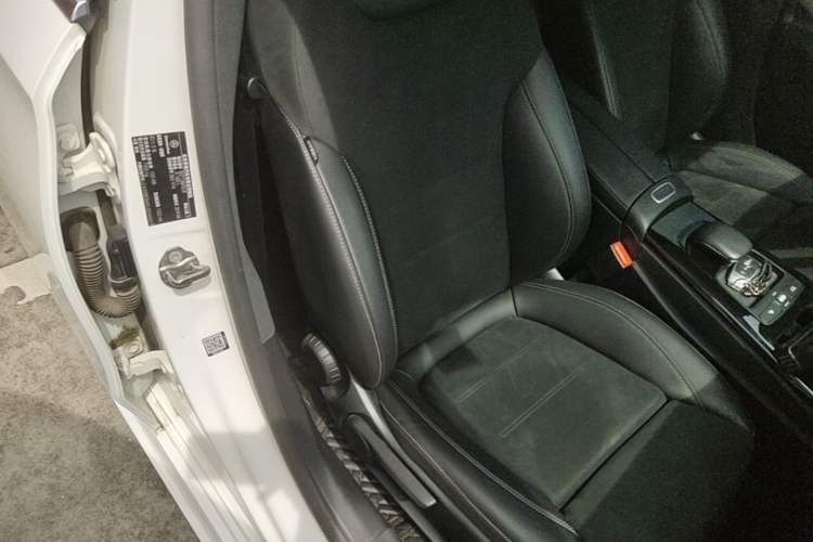 Used Mercedes-Benz A-Class 2019 A 180 L Sport Sedan Right Front Seat