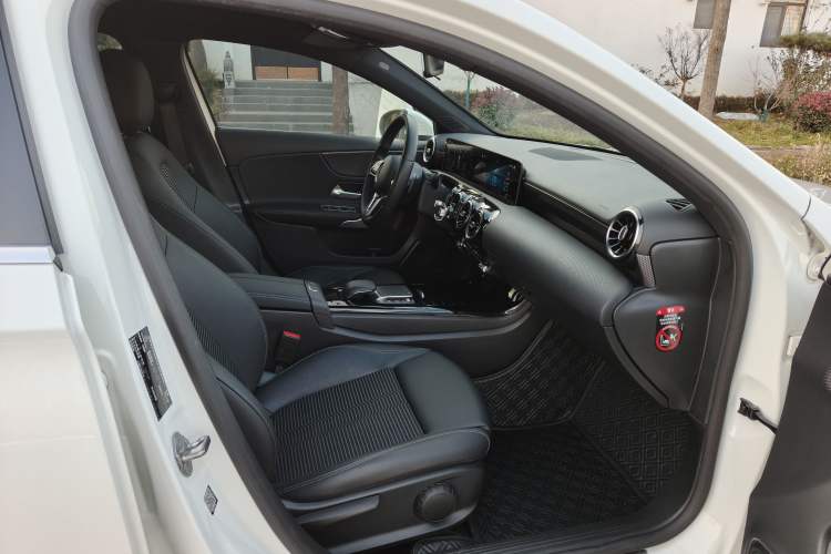 Used Mercedes-Benz A-Class 2019 A 200 Dynamic Edition Right Front Seat