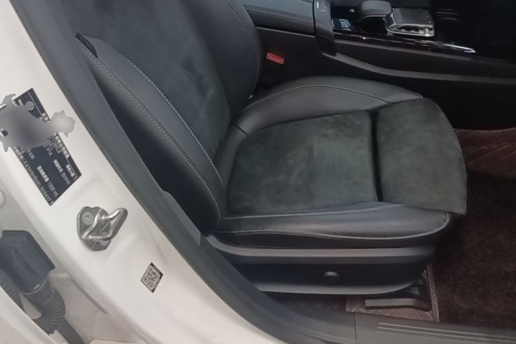 Used Mercedes-Benz A-Class 2019 A 200 L Sport Sedan Right Front Seat