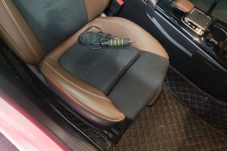 Used Mercedes-Benz A-Class 2019 Restyled A 200 L Sport Sedan Right Front Seat