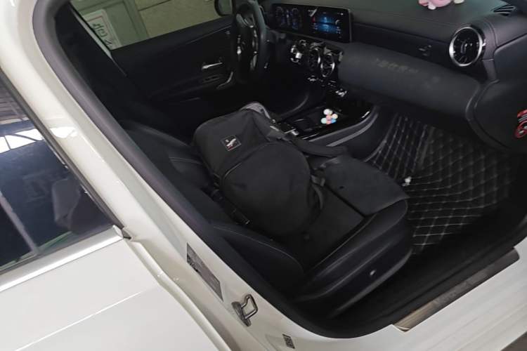 Used Mercedes-Benz A-Class 2019 A 200 L Sport Sedan Right Front Seat