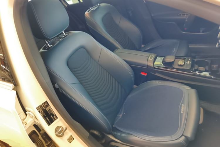 Used Mercedes-Benz A-Class 2019 Revised A 180 L Right Front Seat
