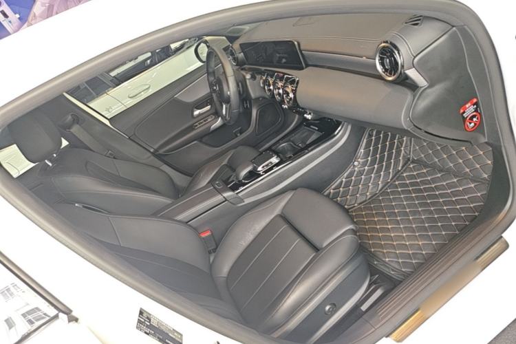 Used Mercedes-Benz A-Class 2019 A 200 L Right Front Seat