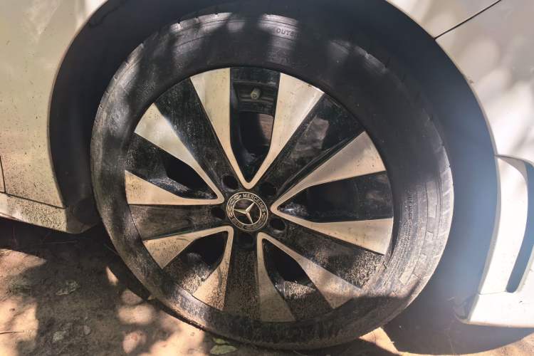 Used Mercedes-Benz A-Class 2019 A 200 L Sport Sedan Right Front Wheel Hub