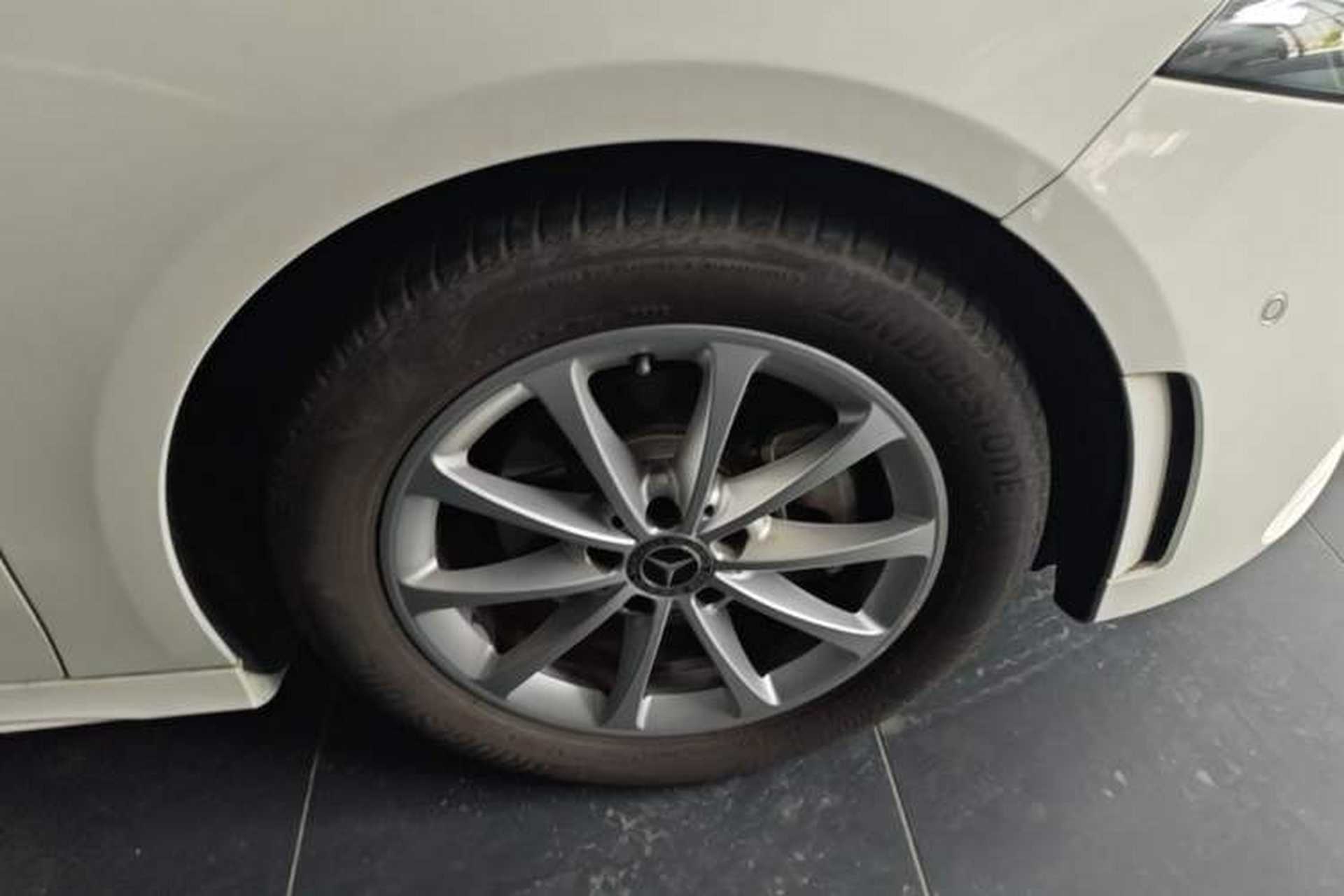 Used Mercedes-Benz A-Class 2019 A 200 L Sport Sedan Right Front Wheel Hub