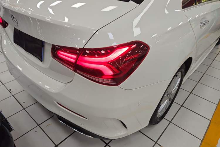 Used Mercedes-Benz A-Class 2019 A 200 L Sport Sedan Right Rear Taillight