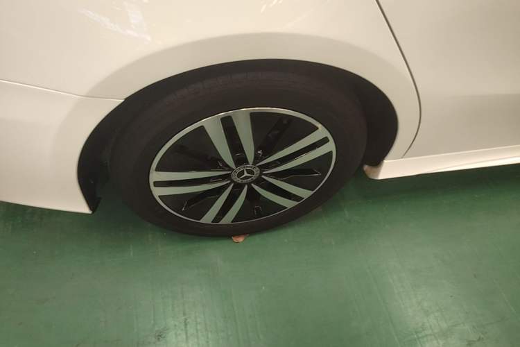 Used Mercedes-Benz A-Class 2019 A 180 L Sport Sedan Right Rear Wheel Hub